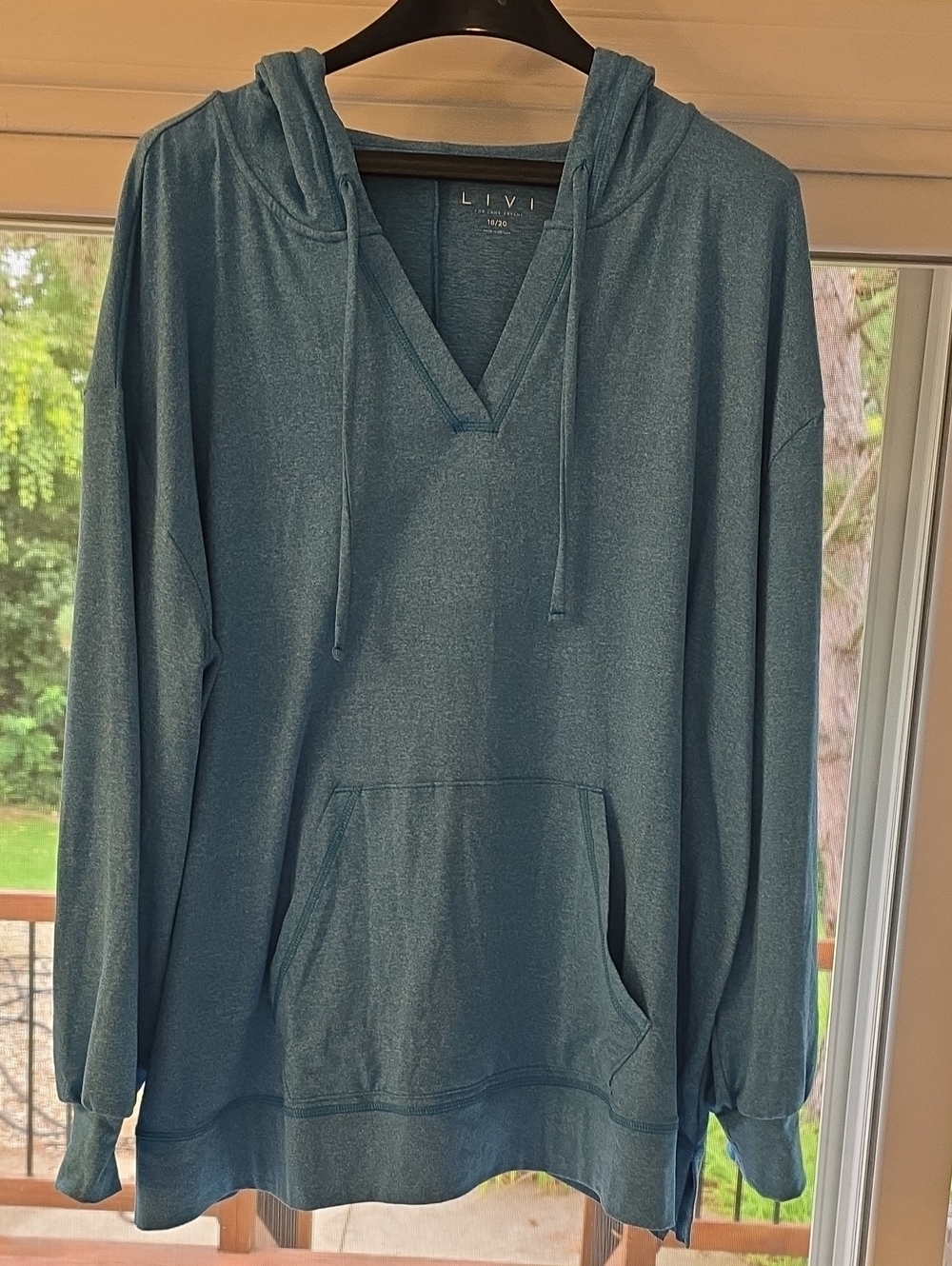 Women's Livi For Lane Bryant Lightweight Hooded Sweatshirt Size 18/20